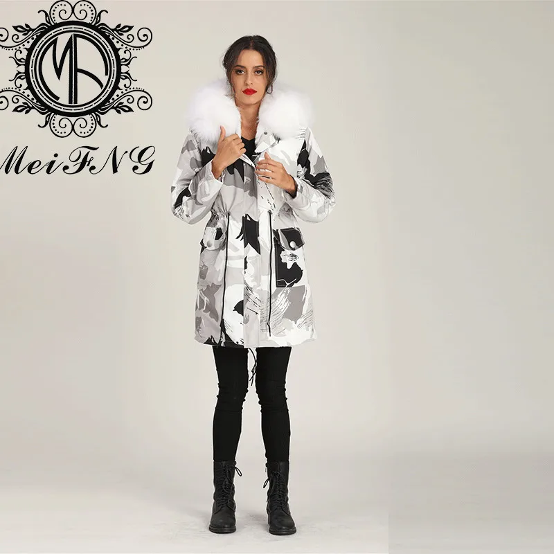 Дизайнерское серое камуфляжное пальто с мехом крутая зимняя Длинная женская