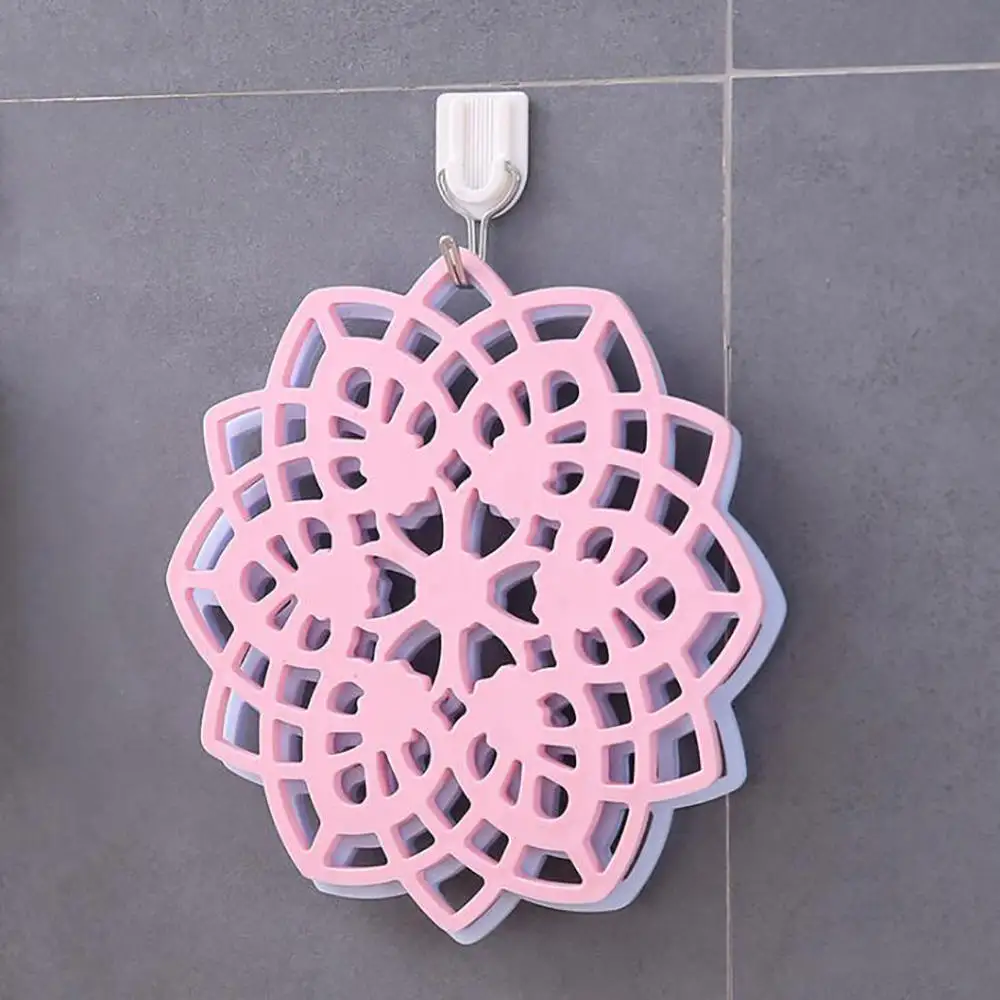 

Flower Shaped Non-Slip Silicone Insulation Pads Hangable Multi-Function Hollow Thick Mat Home Table Decoration