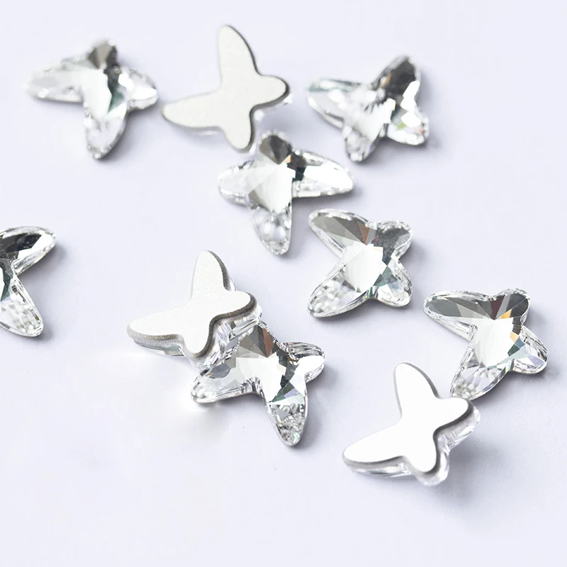 Rivoli Butterfly маленького размера 20 шт кристально-прозрачный AB без горячей фиксации