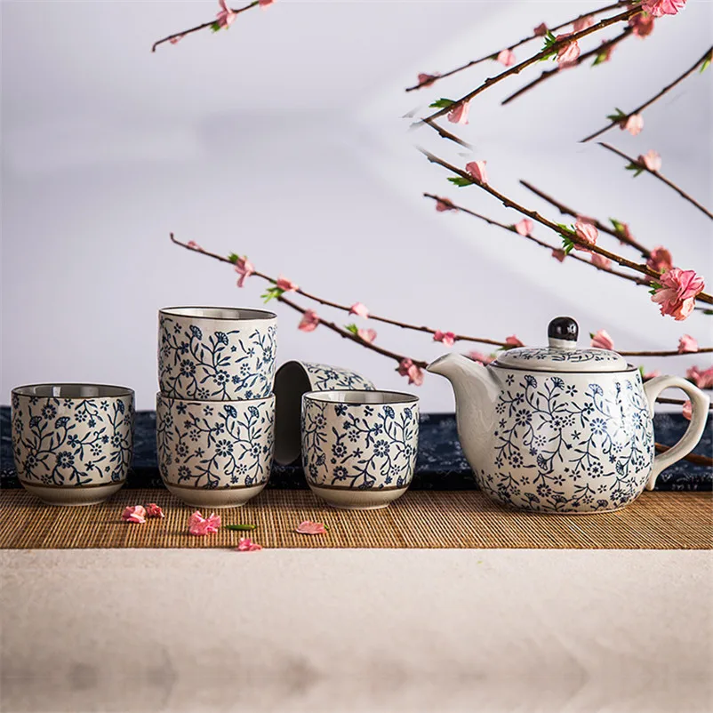 

Japanese-style Hand-painted Under-glaze Coloured Teapot Set with One Pot and Five Cups Tea Set Thanksgiving Flower Teaware Gifts