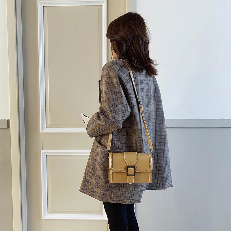 

2020 new women's bag solid color PU women's bag black messenger bag fashion shoulder messenger bag lady bag mobile phone bag