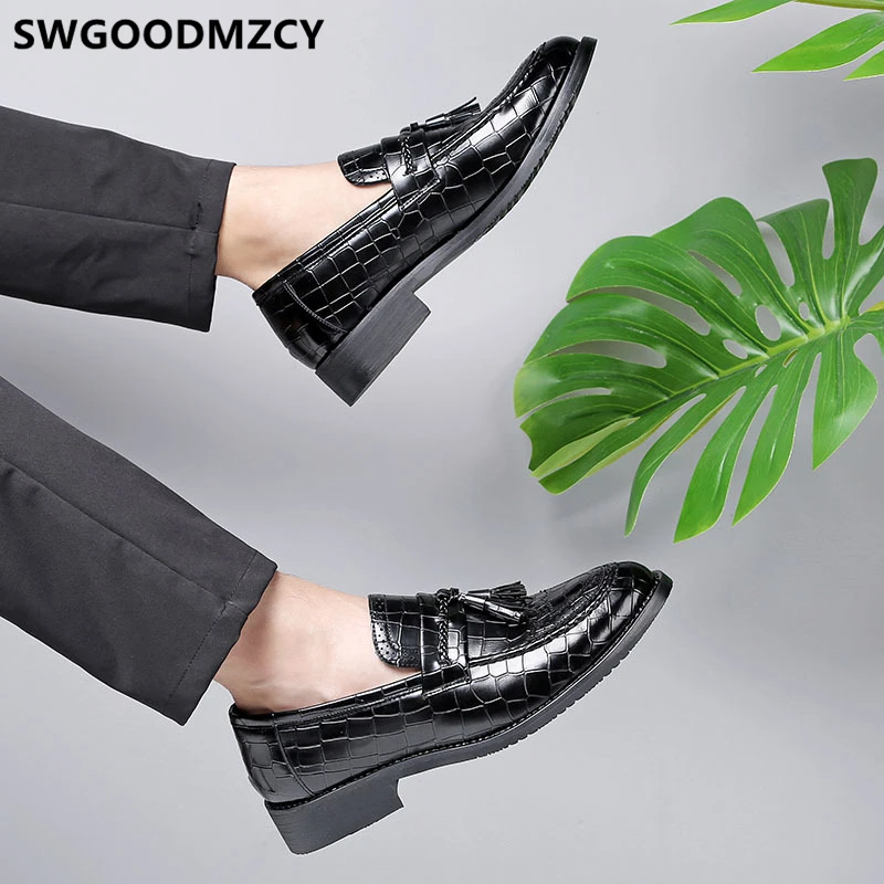 Туфли мужские свадебные крокодиловые без застежки лоферы деловые кожаные