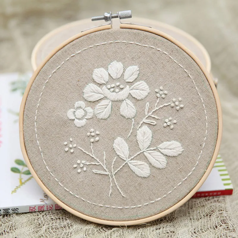 

Handmade Flower Embroidery Material Package Novice White Beginners Embroidery Wall Hanging Decor DIY Embroidery Training Kits