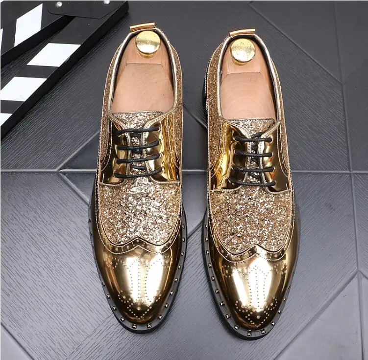 Мужские модельные туфли с острым носком увеличивающие рост Цвет золотой белый