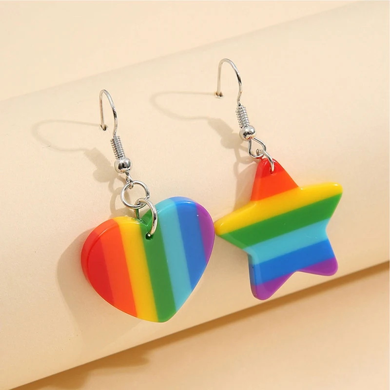 

Fashion Hit Color Rainbow Heart Earrings Cute Stripes Geometric Earrings 2021 New Trendy Wedding Dangle Earrings Birthday Gifts