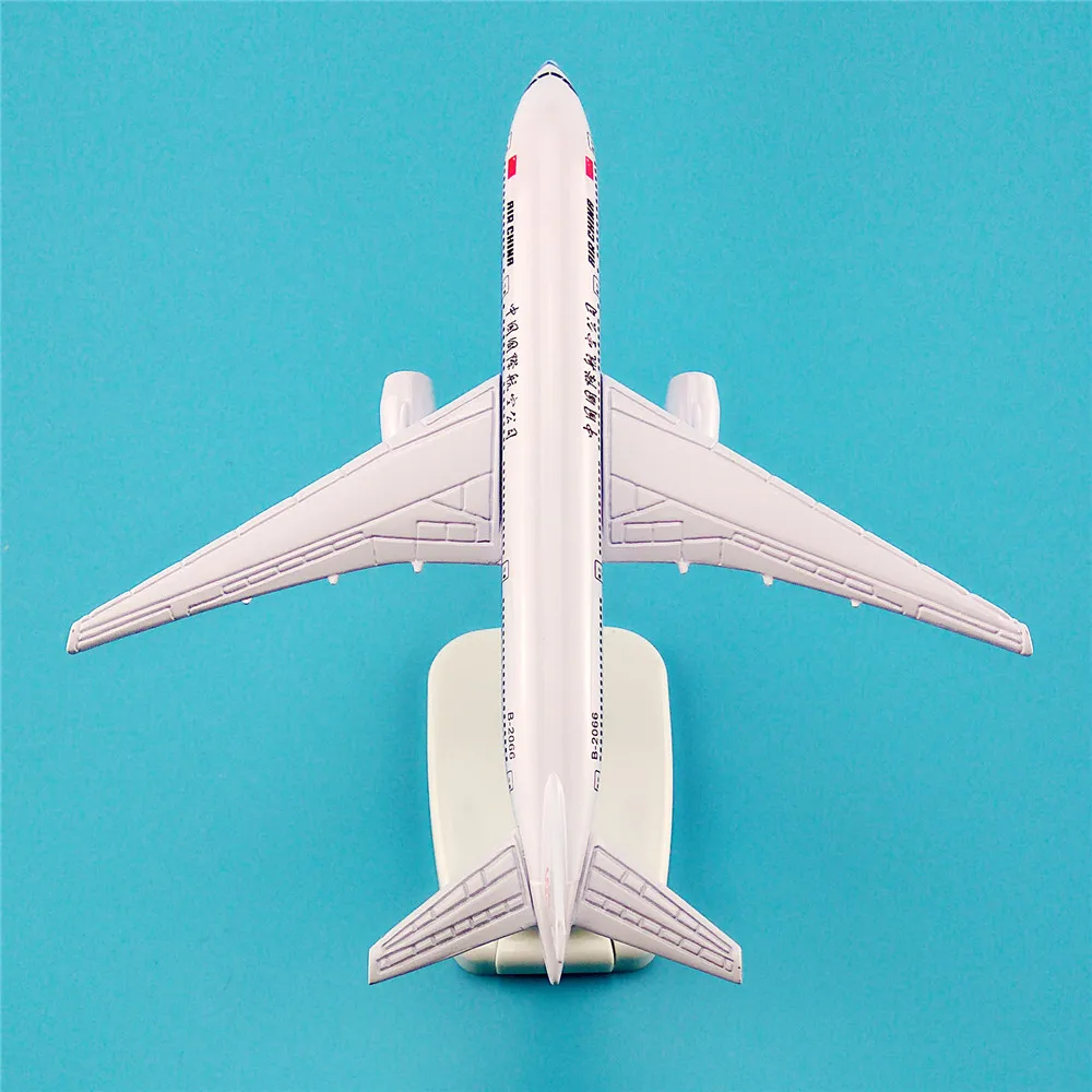 Модель самолета 16 см из металлического сплава авиакомпании China Airlines модель