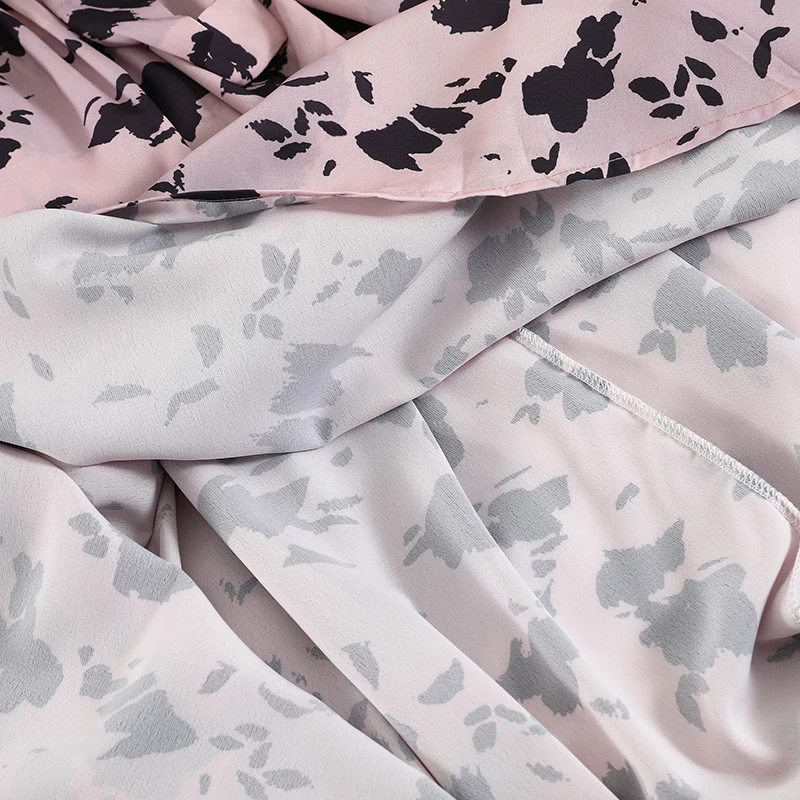 

V796 French retro dress Hepburn new women's dress in 2021