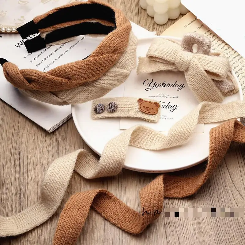 

Лента-бант из шерсти молочного кофе, 2 м, 25 мм