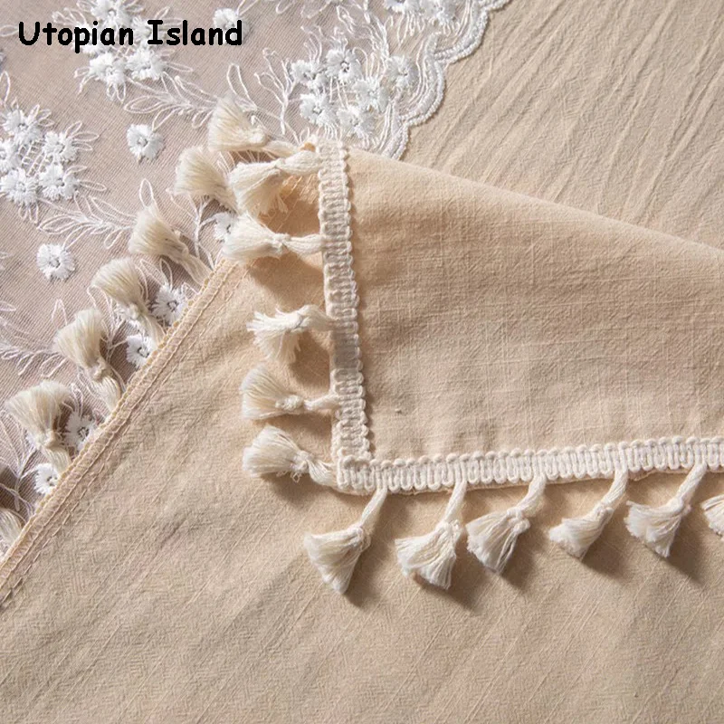 

New Year's Tablecloth Table Cloth Cotton Linen With Floral Lace Table Runners Table Cover With Tassels Rectangular Tablecloths