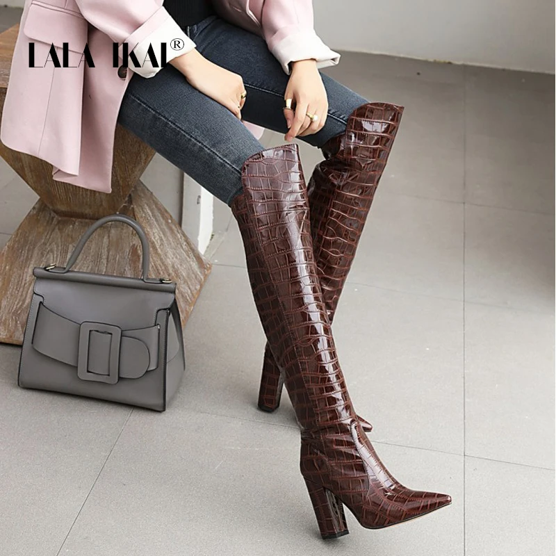 

LALA IKAI Women Knee Boots Retro Crocodile Embossing Overheight Boot 2020 Fashion Long Tube Female Commute Autumn Winter 10384-4