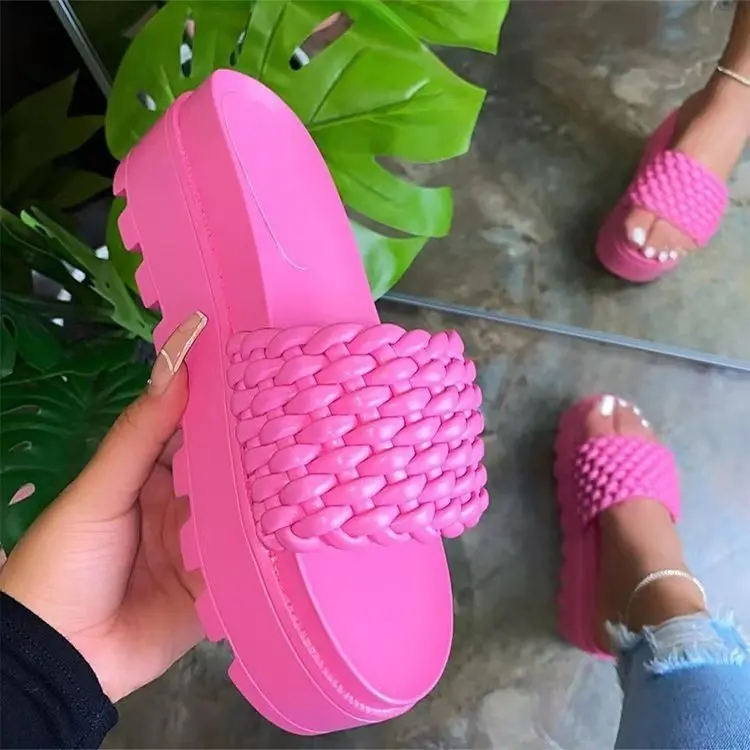 

Women Slippers Flat Platform Solid Color Outdoor Beach Shoes Ladies Slides