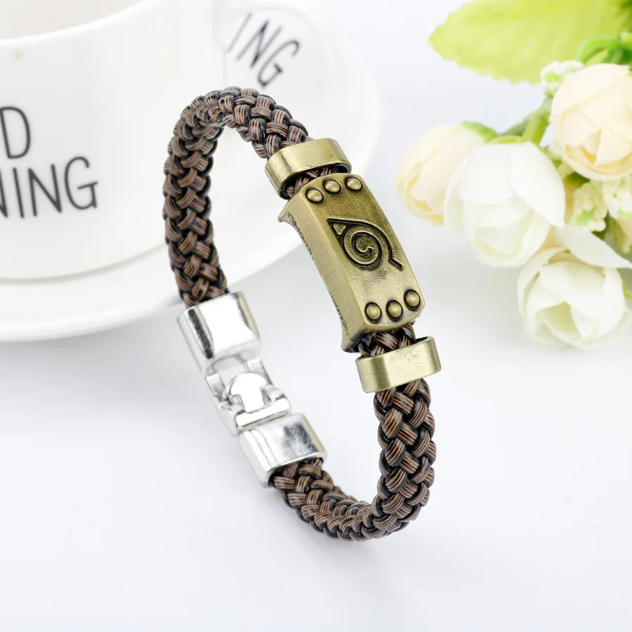 Аниме Браслеты Плетеная кожа Бронзовые браслеты Акатсуки Итачи Коноха Логотип Сплавный браслет Косплей.