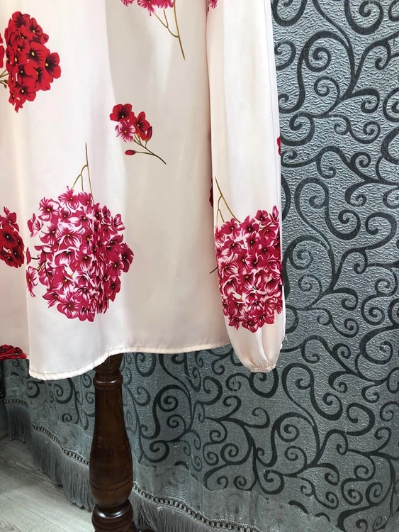 

High Quality Chiffon Blouses New 2021 Spring Summer Tops Women Hand Made Beading Red Floral Print Long Sleeve Casual Loose Tops