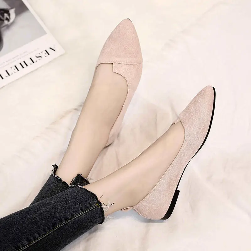 Туфли-лодочки женские на низком каблуке замша кожа заостренный носок