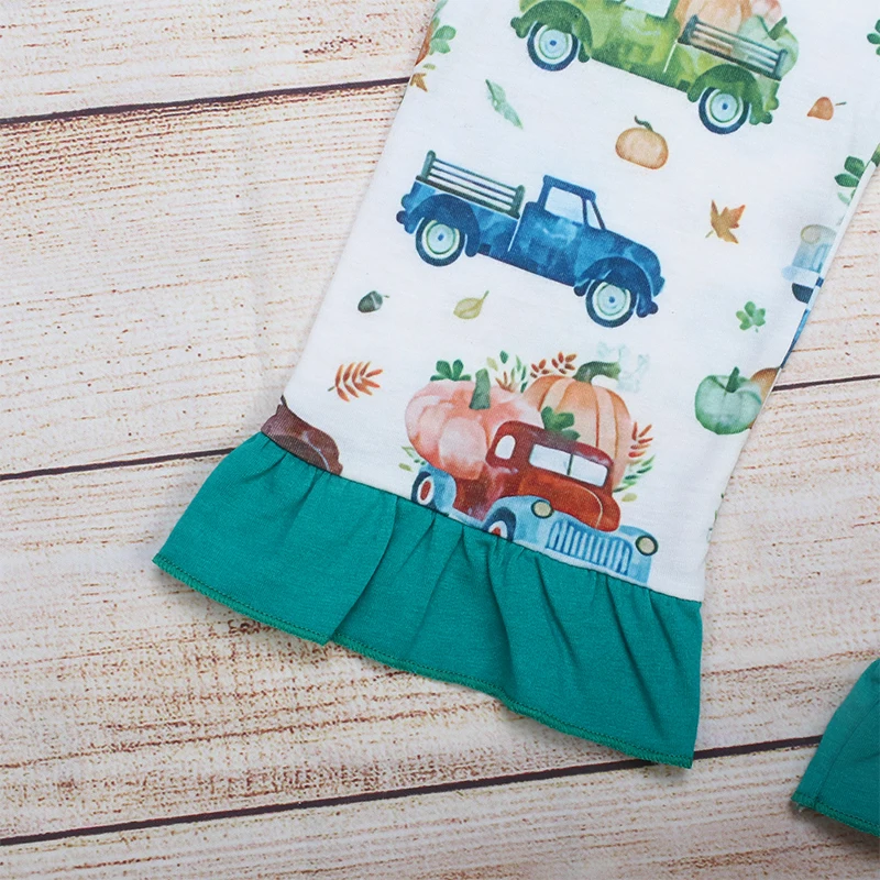 

Autumn Clothes Green Lace Cuffs Long Sleeve Top And White Trousers Halloween Car Pumpkin Print Pattern Girls Pajamas