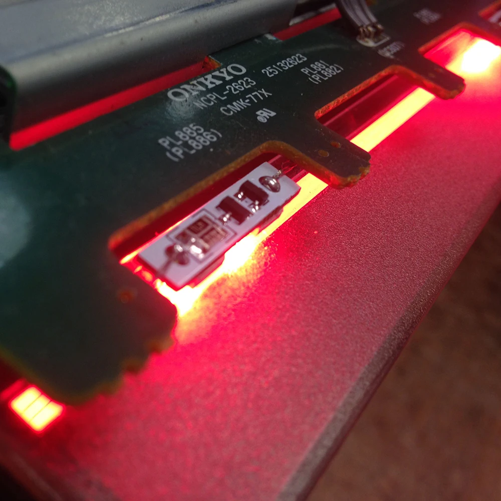 Лампа ву-метра Led Axial 10x8V для кассетных плееров ONKYO AKAI, пионеров, катушечных магнитофонов и других классических аудиоустройств HiFi.