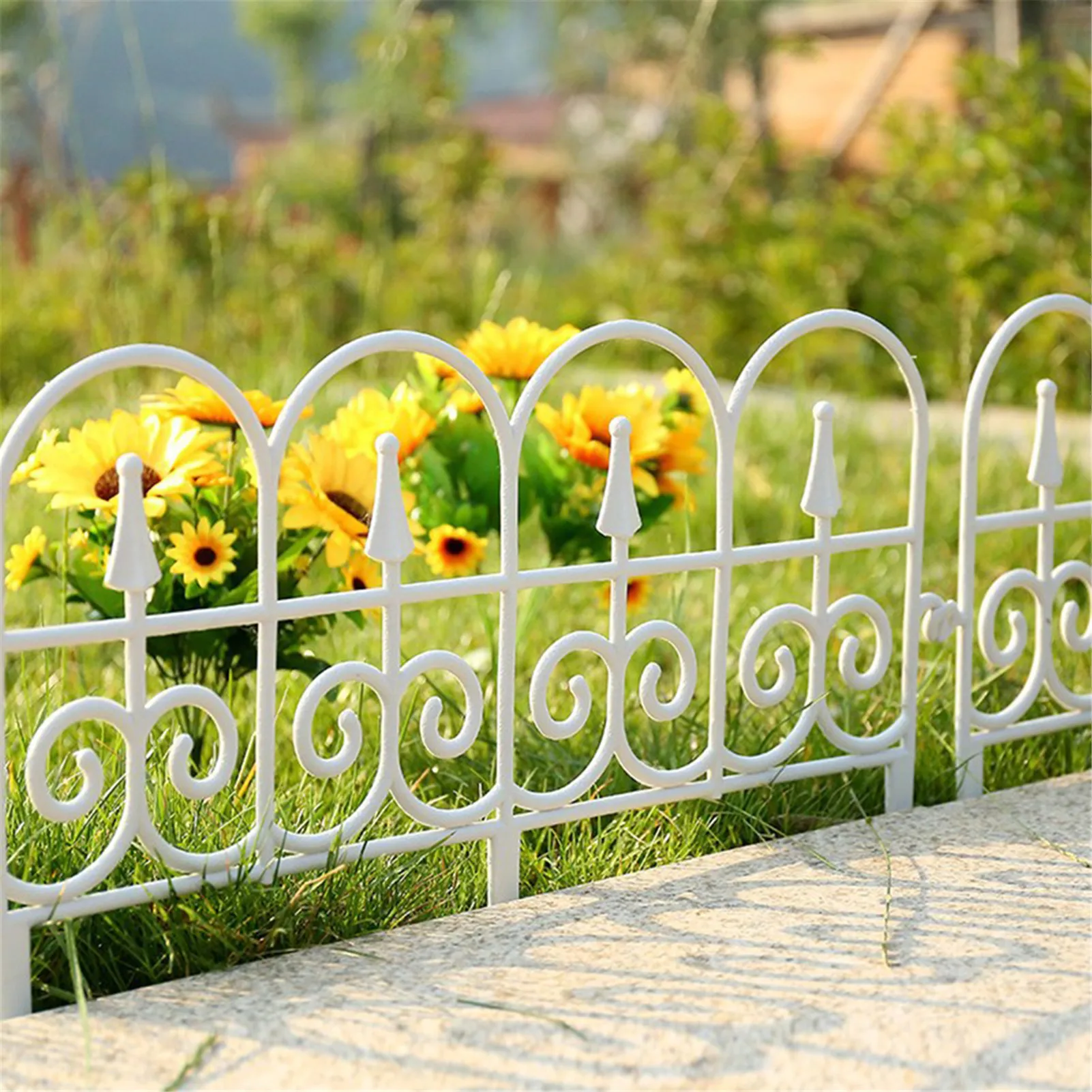 

5pcs Garden Fence Plastic Fence Inserted In The Ground Fence Garden Border Edging Garden Decoration Wedding Decorative Fence