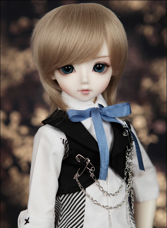 

BJD doll 1/4 - PINE