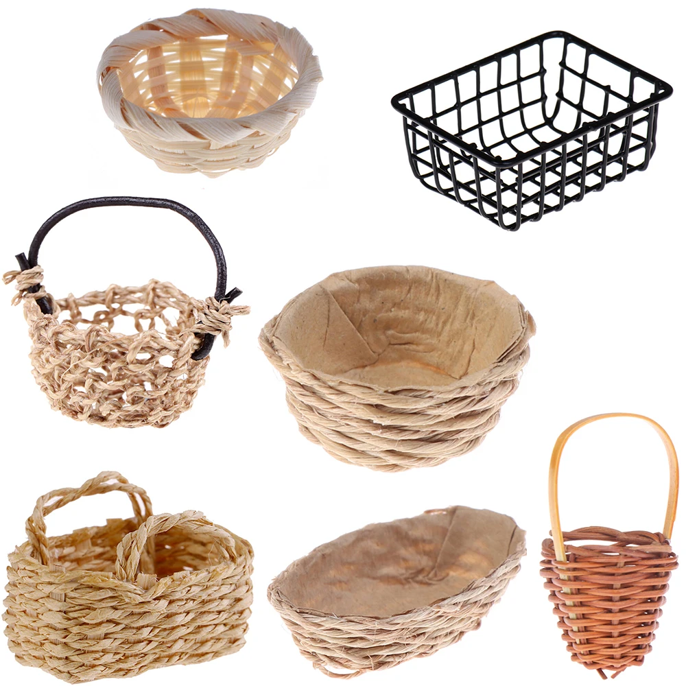 

Mini 1/12 Cute Dollhouse Rattan Iron Frame Frame Hand-woven Vegetable Food Storage Basket Dolls Miniature Decoration