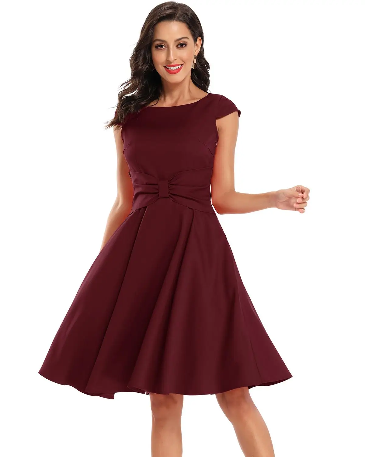 Женское винтажное платье с круглым вырезом и элегантным бантом для подружки