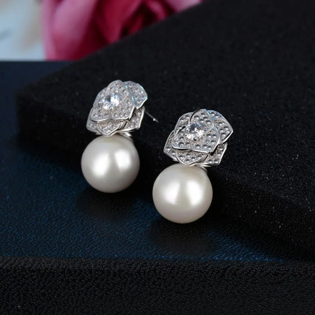 

INALIS Camellia Earrings For Women With Imitation Pearl Stud Earring Charms Fit Anniversary Gift Fashion Jewelry Simple Style