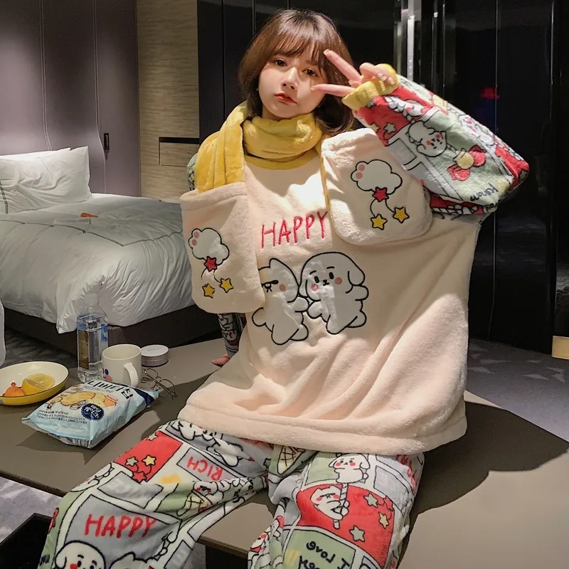 

2020 Flannel Pajama Woman Winter Cloth Bag Long-sleeved Pajamas Female Coral Fleece Sweet and Cute Cartoon Cute Four-piece Suit
