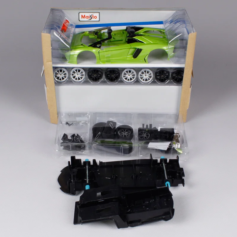 Модель автомобиля родстер Maisto 1:24 Lamorghini ventuador LP 700-4 в сборе литая под давлением