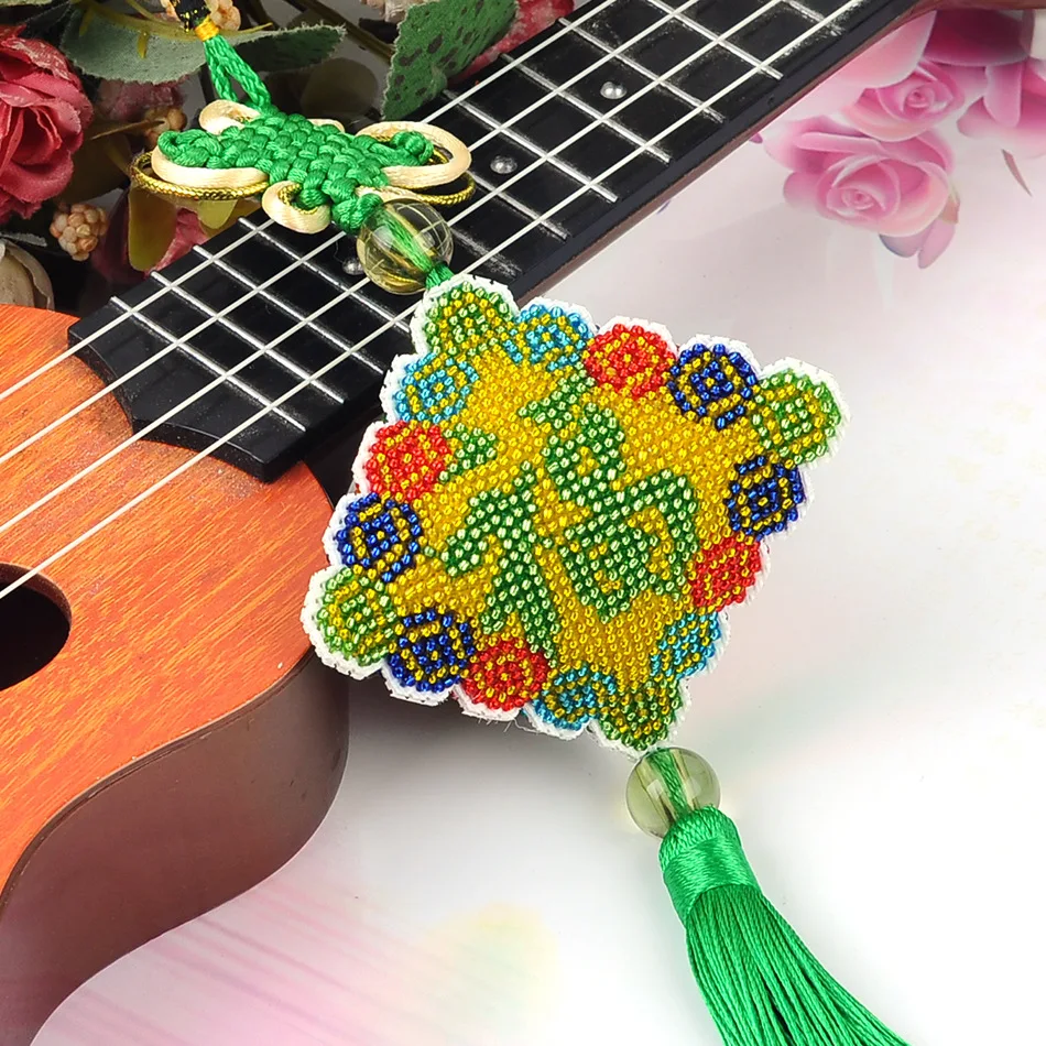 Аксессуары на цепочке для ключей от автомобиля штампованные - Цена: 397,37 руб.