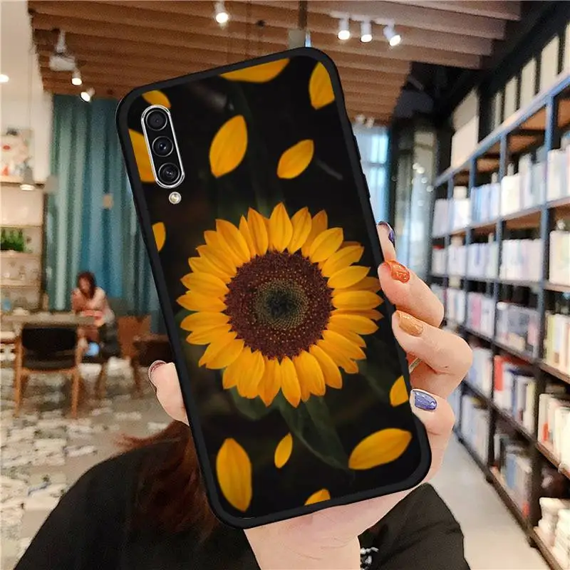 

Yellow sunflower flower Phone Case For Samsung galaxy S 21 20 10 8 A 50 21s 51 71 70 40 20 20e note 10 plus Ultra 5g fe