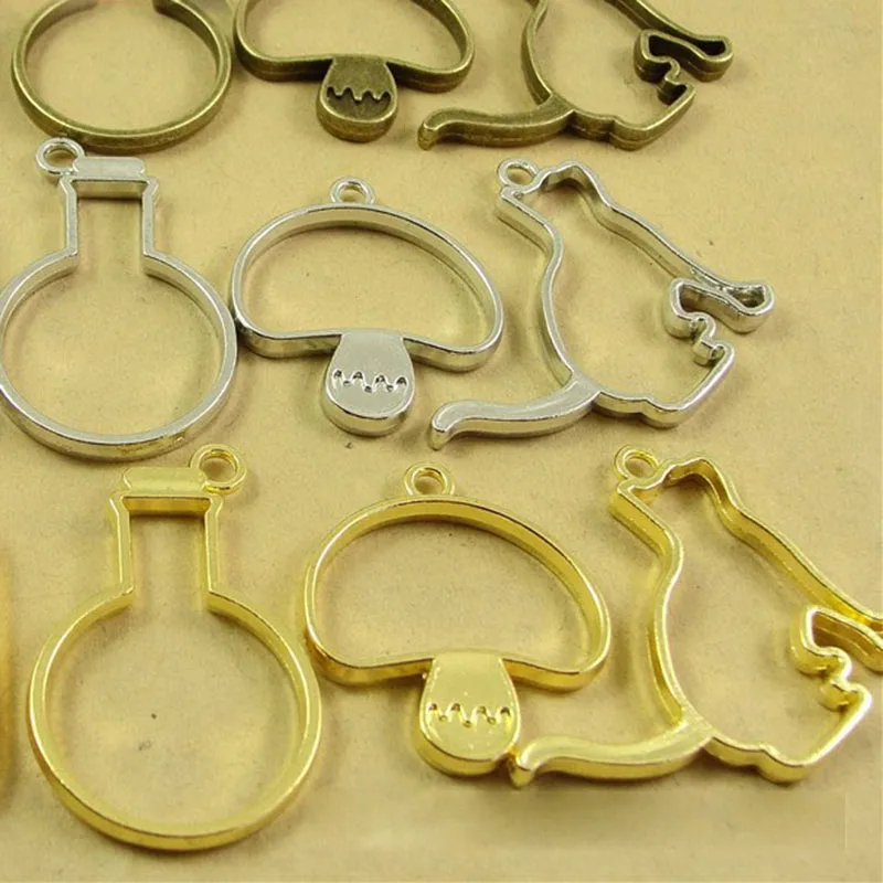 

10pcs Cat moon shape Metal Frame Pendant Bezel Setting Cabochon Setting UV Resin Epoxy Resin Charm Jewelry Components DIY