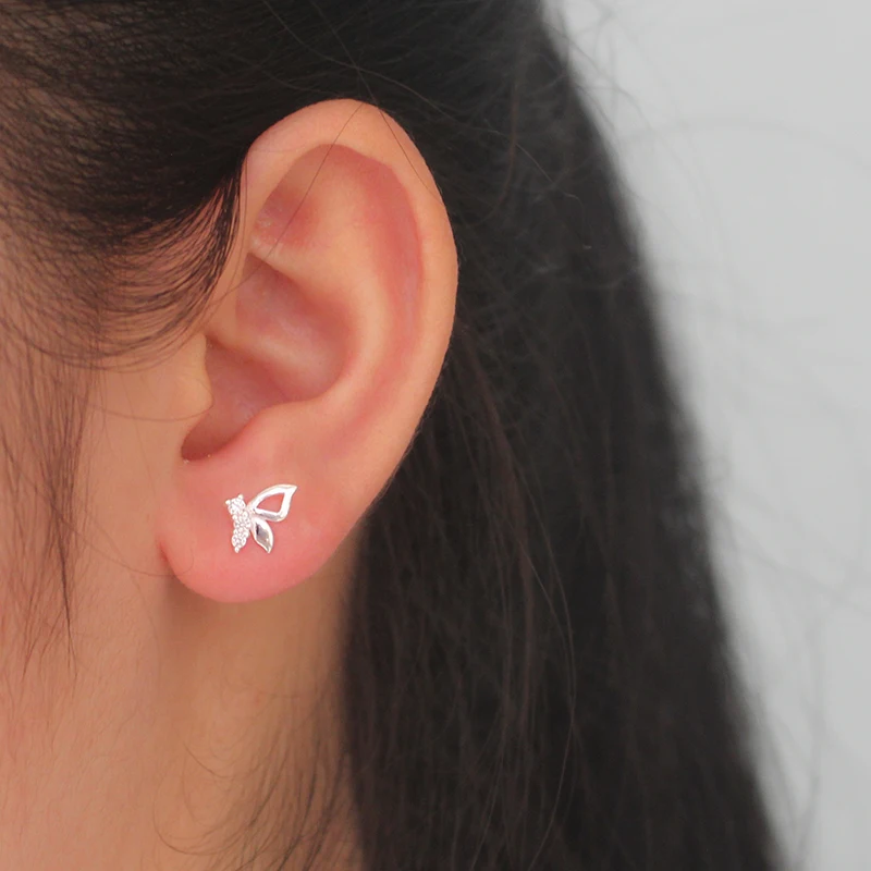 Женские серьги-гвоздики из серебра 100% пробы с фианитом 8 Х9 мм | Украшения и