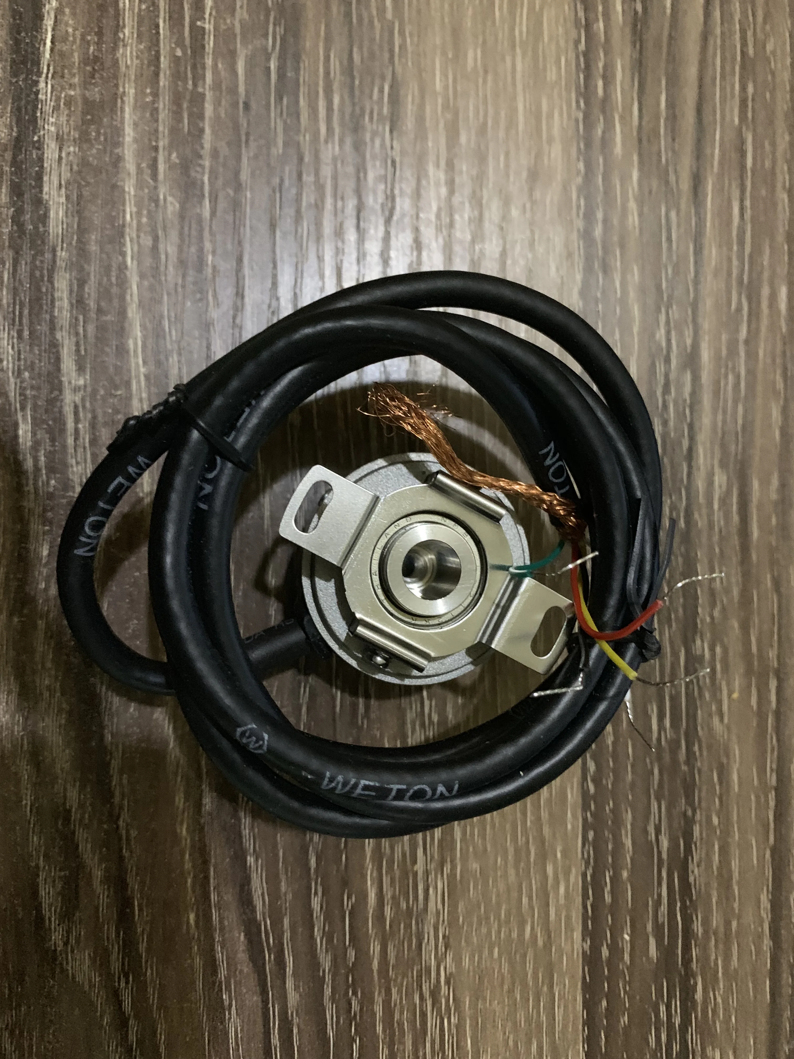 EI38E9-1250-CC30N3 абсолютно новый оригинальный аутентичный Changchun Huitong асинхронный