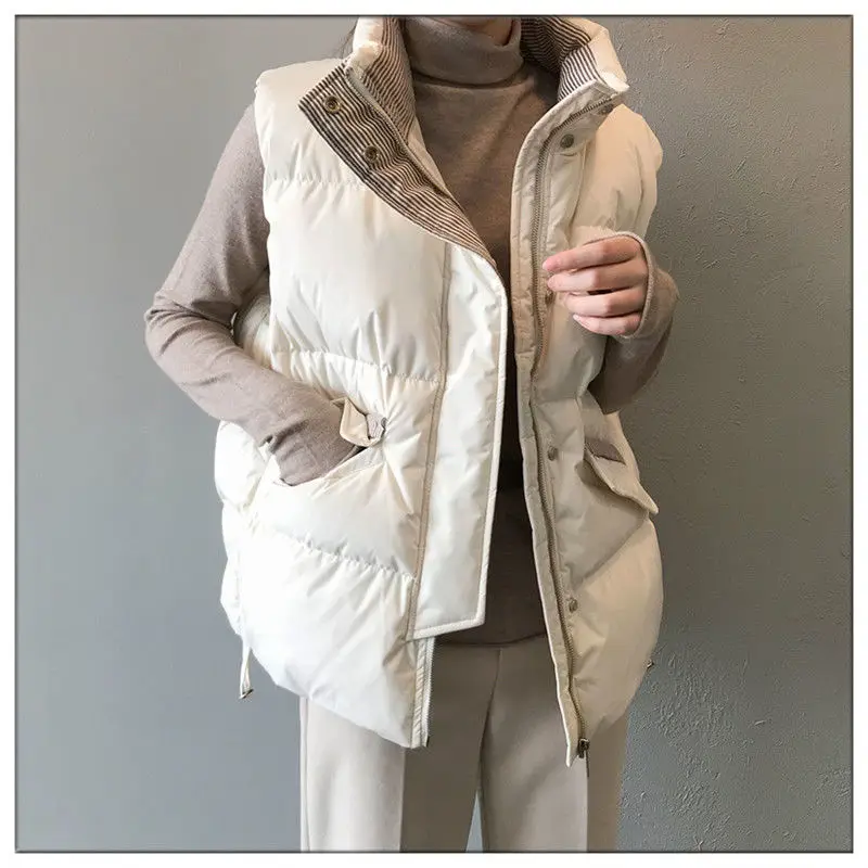 

Women's vest in autumn and winter