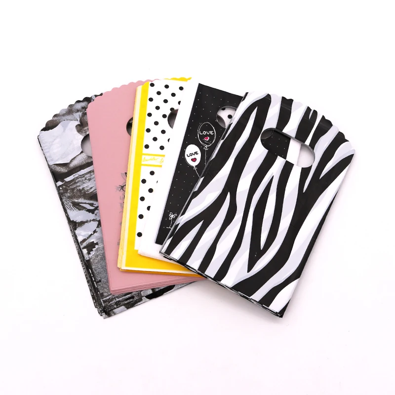 

100pcs/lot Butterfly Girl Theme Party 9x15cm Gift Bag Party Decoration Plastic Candy Bag Loot Bag For Kids Birthday Festival