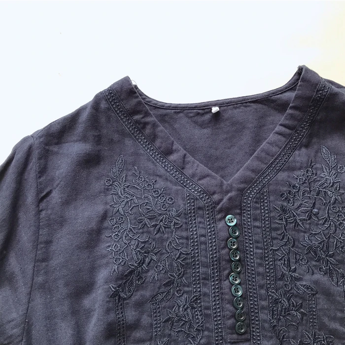 

2020 New autumn Women Tops Literary Solid Color Thin V-Neck Embroidery Double Cotton yarn Loose Long Sleeve Shirt Women