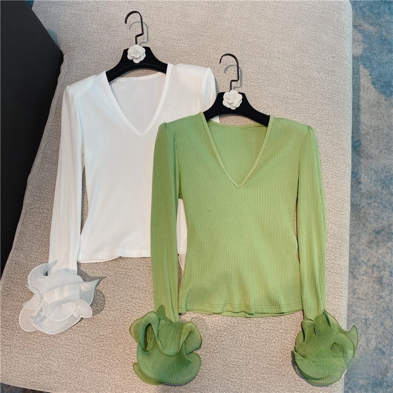 

Женский топ, Новинка весна-лето 2021, милая привлекательная трикотажная футболка в Корейском стиле с оборками на манжетах, V-образным вырезом ...