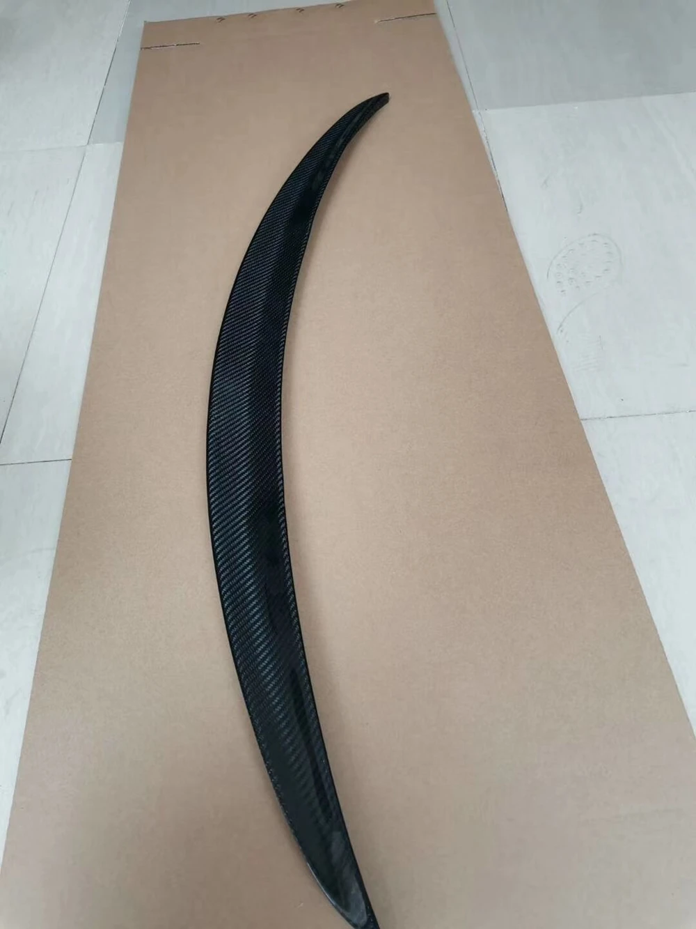 

Carbon Fiber / FRP Rear Roof Spoiler Wing for Mercedes-Benz A Class W176 A180 A200 A250 A45 AMG 2013 - 2018 Trunk Window Spoiler