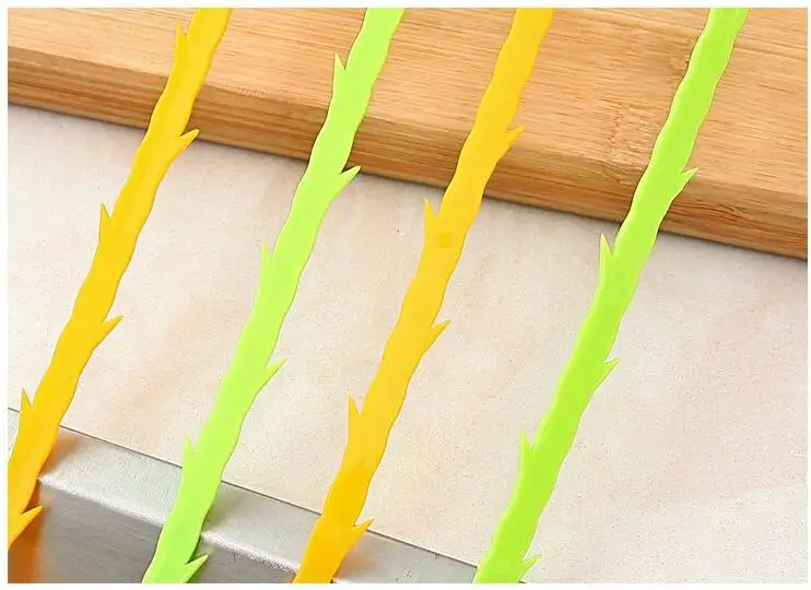 Устройство для очистки волос в канализационной трубе выдвижная раковина