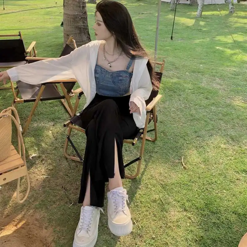 Новые летние джинсовое платье на бретелях + футболка с длинным рукавом