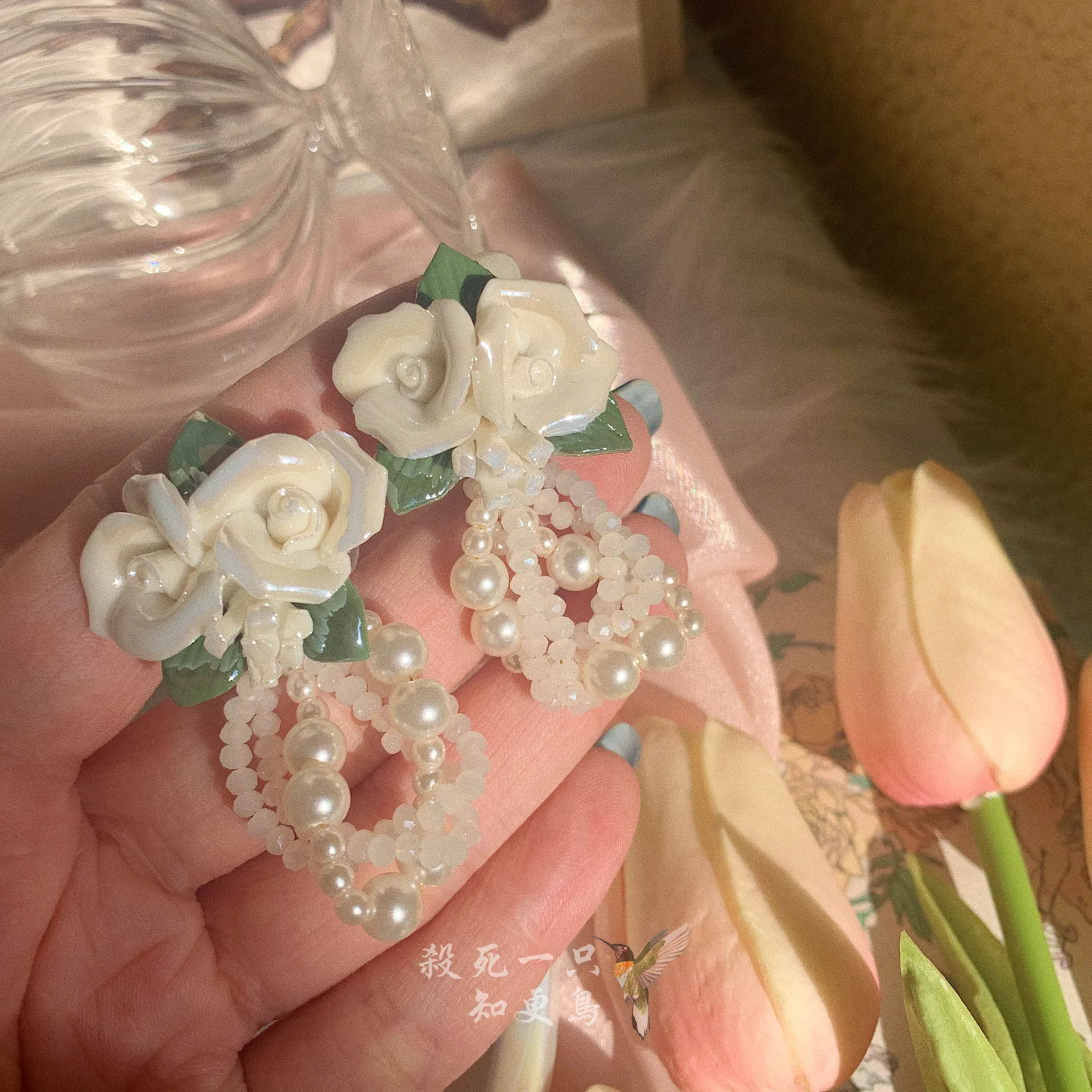 

Retro Style Earrings Vintage Flower Pearl French Dangle Drop Earrings for Woman Girl Fashion Jewelry