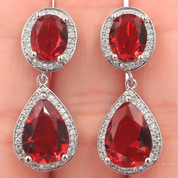 Женские серьги подвески 34x14 мм с красным рубином и белым кубическим цирконием