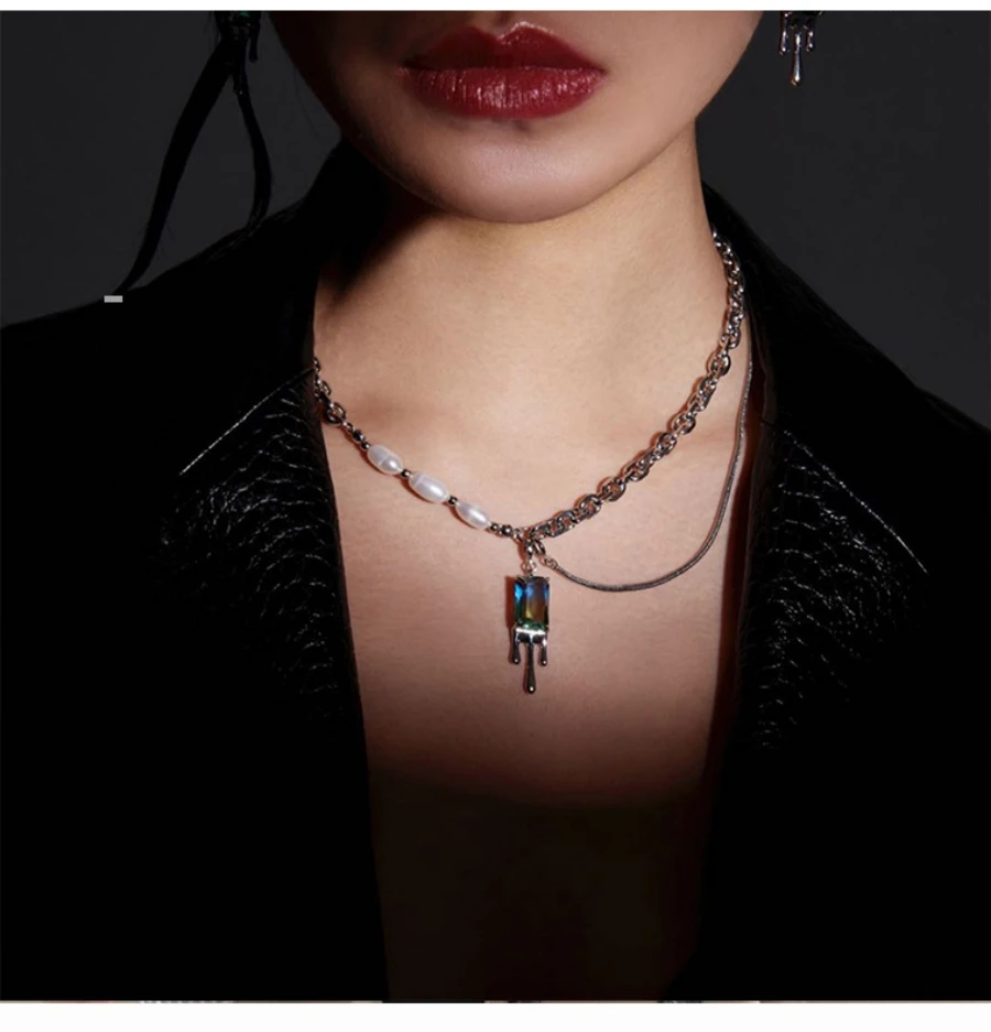 

Blue and green transparent zircon pearl stitching necklace hot girl men and women summer niche design sense clavicle chain