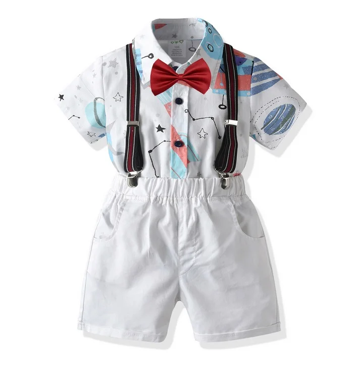 

Комплект из 2 предметов для маленьких мальчиков, короткий топ с воротником и коротким рукавом и пуговицами, однотонные шорты на подтяжках с ...