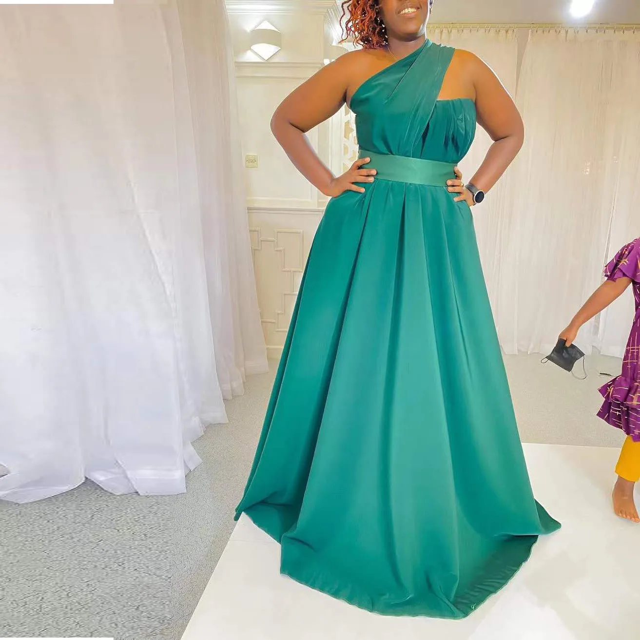 

Green Formal Prom Dresses Sation One Shoulder Floor-Length Sweep Train Sleeveless Elegant Party Evening Dress For Women