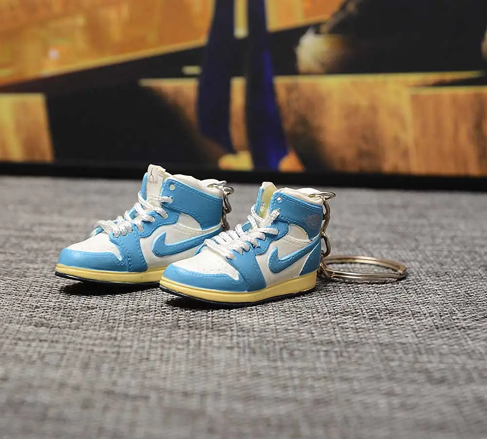 a pair w metal ring Дропшиппинг тапки обуви брелок 1 3D мини-кроссовки "OW CHICAGO" Спортивная обувь тапки брелки - Цвет: a pair w metal ring