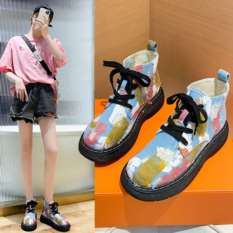 Womens Boots Autumn and Winter 2021 New Martin Boots Camouflage Fashion Boots Street Casual Shoes Boots