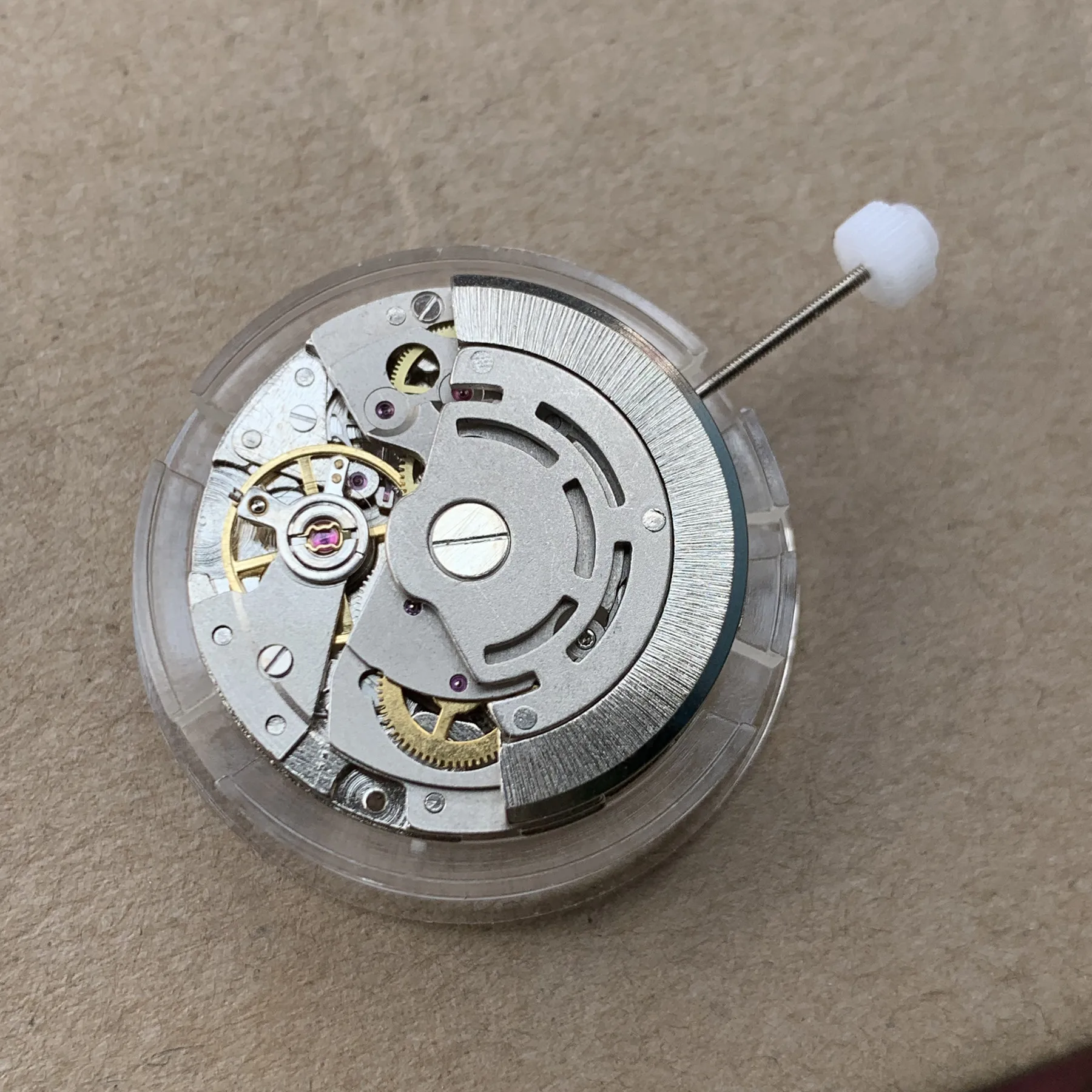 Watch Movement Suitable for Pearl 2813 Movement Three Needles with Calendar Domestic 8205 8215 Autom
