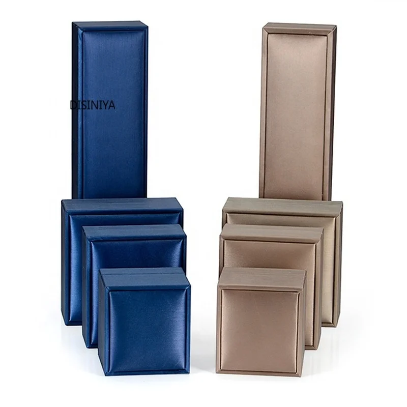 

Wholesale Custom Jewellery Box Suitable for Women's Work Travel Carrying Jewelry Box