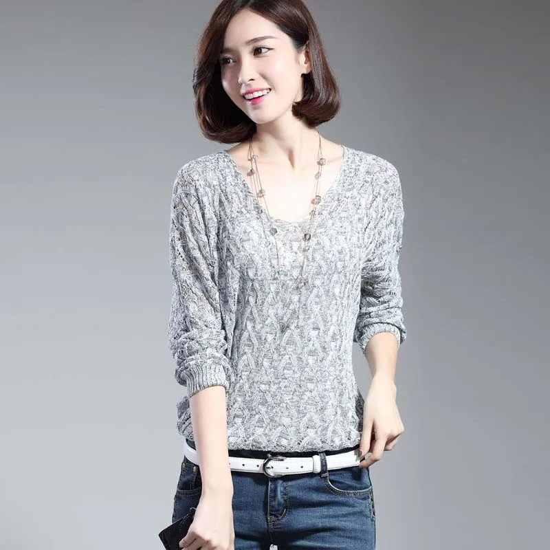 

2019 New Hot Sale Fashion Women's Hollow Out Bat Seven-quarter Sleeve Loose V Collar Sweater Brand New High Quality