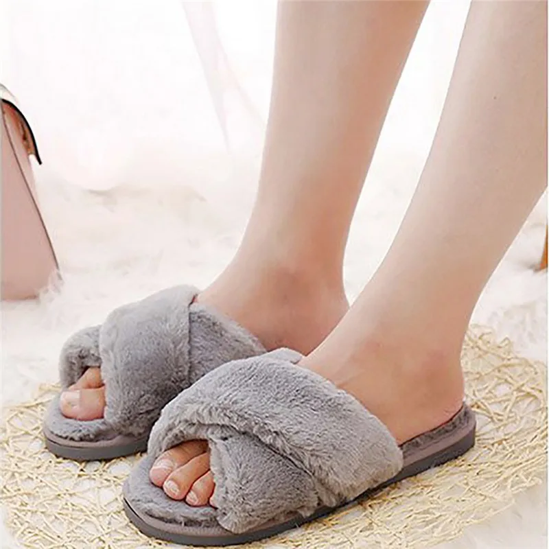 

Winter Woman Slippers Warm Fluffy Slippers Cozy Faux Fur Cross Indoor Floor Slides Flat Soft Furry Ladies Celebrities Flip Flops